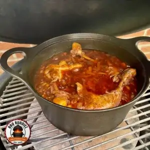 Coq au vin op de Bastard kamado BBQ, indirecte bereiding